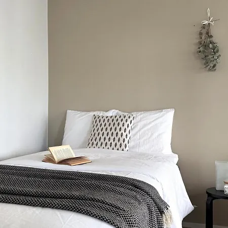 Tilava Autopaikallinen Kolmio Sairaalan Vieressae Apartment *