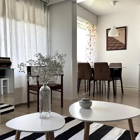 Διαμέρισμα Tilava Autopaikallinen Kolmio Sairaalan Vieressae *