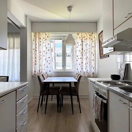 Tilava Autopaikallinen Kolmio Sairaalan Vieressae Διαμέρισμα *