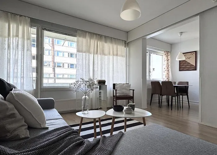 Tilava Autopaikallinen Kolmio Sairaalan Vieressae Oulu