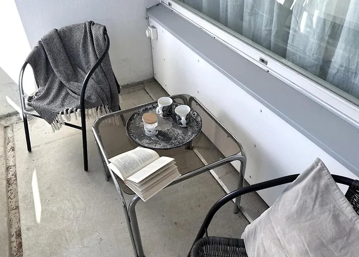 Tilava Autopaikallinen Kolmio Sairaalan Vieressae Oulu