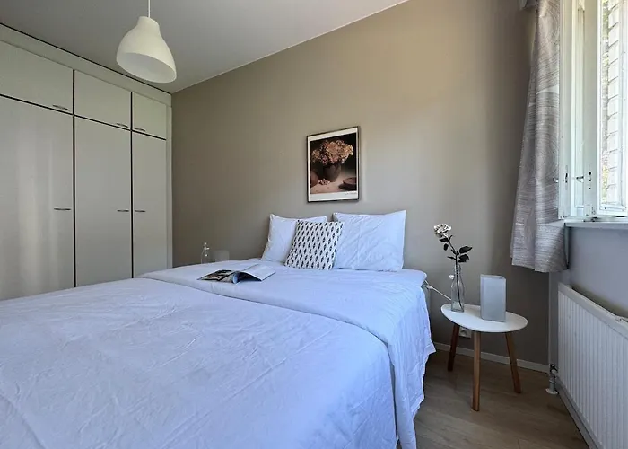 Tilava Autopaikallinen Kolmio Sairaalan Vieressae Apartment