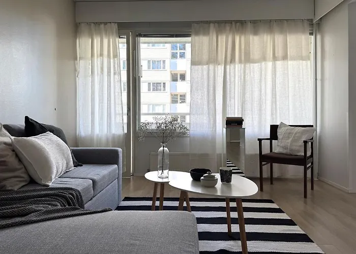 Tilava Autopaikallinen Kolmio Sairaalan Vieressae Apartment